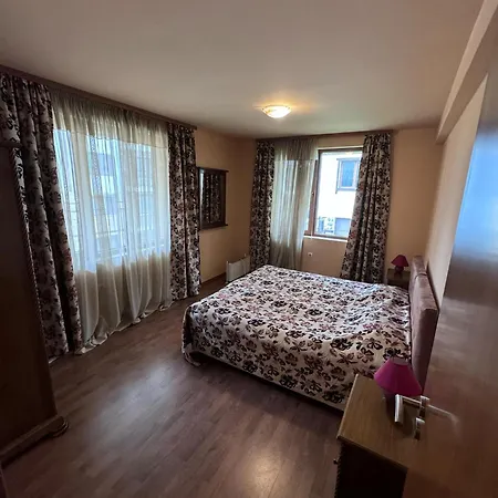 Private Ski Next To Bellevue Apartment Bansko